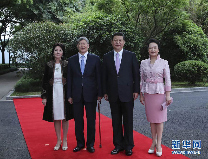 518(gu)ϯ(x)ƽϺͬ˹˹̹y(tng)̹ҮeЕ(hu)Մ(hu)Մǰ(x)ƽϺ(hu)hďV(chng)鰢̹ҮeКgӭxʽAӛ mt z