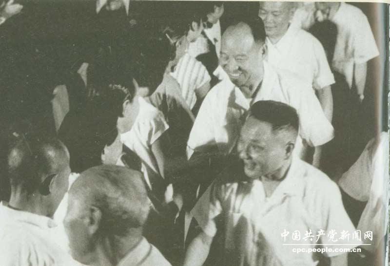 1965꽨܊(ji)СƽȽҊ(jin)܊M(jn)B(du)܊Ҍٴ