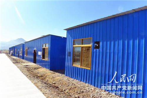 安置區(qū)共設(shè)4個(gè)居委會(huì)食堂（李源 攝）