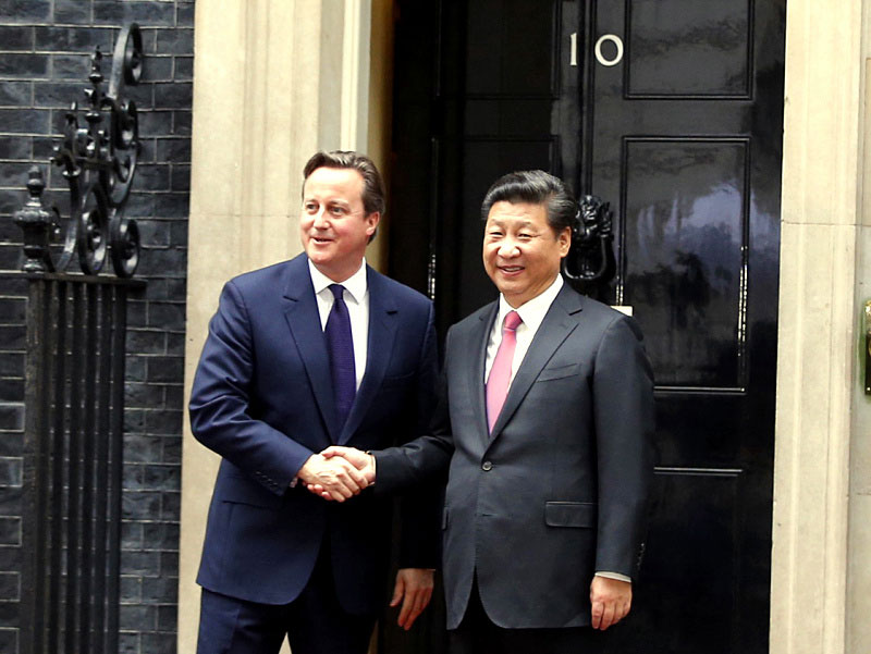 10月21日，國(guó)家主席習(xí)近平在倫敦唐寧街首相府同英國(guó)首相卡梅倫舉行會(huì)談。新華社記者 鞠鵬 攝