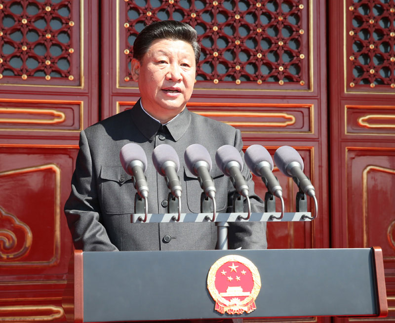 9月3日，紀(jì)念中國(guó)人民抗日戰(zhàn)爭(zhēng)暨世界反法西斯戰(zhàn)爭(zhēng)勝利70周年大會(huì)在北京天安門廣場(chǎng)隆重舉行。這是中共中央總書(shū)記、國(guó)家主席、中央軍委主席習(xí)近平在大會(huì)上發(fā)表重要講話。新華社記者 蘭紅光 攝