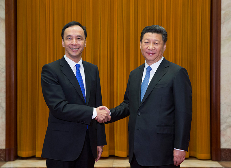5月4日，中共中央總書記習近平在北京人民大會堂會見朱立倫主席率領的中國國民黨大陸訪問團。新華社記者 蘭紅光 攝