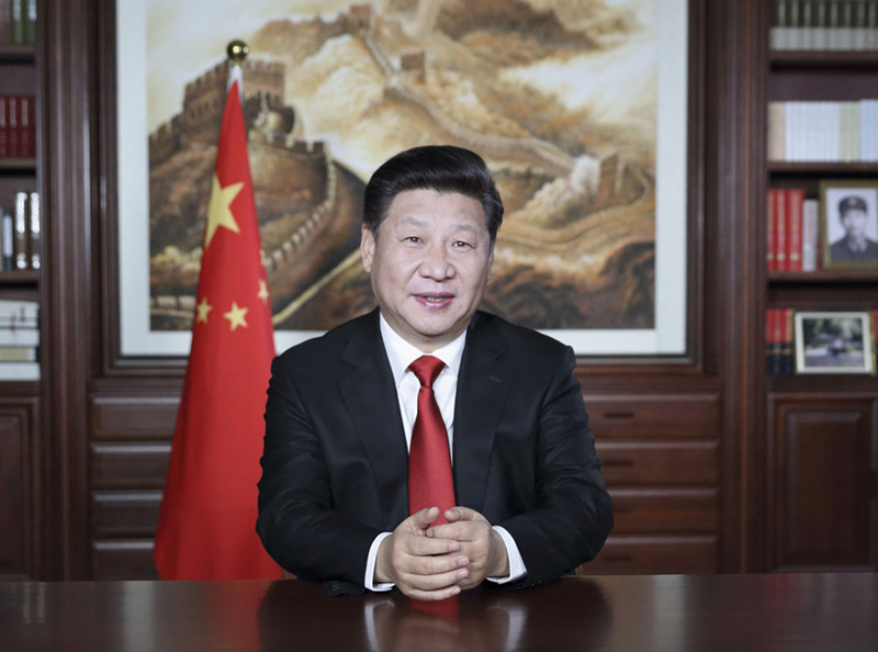 新年前夕，國(guó)家主席習(xí)近平通過(guò)中國(guó)國(guó)際廣播電臺(tái)、中央人民廣播電臺(tái)、中央電視臺(tái)發(fā)表二〇一六年新年賀詞。新華社記者 蘭紅光 攝