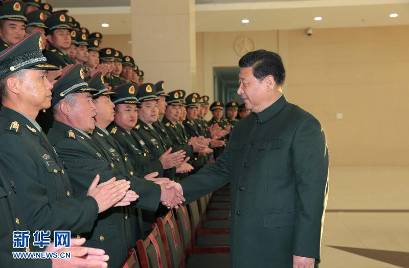 2015年1月21日，習近平接見第14集團軍機關及所屬駐昆部隊團以上領導干部。李剛攝