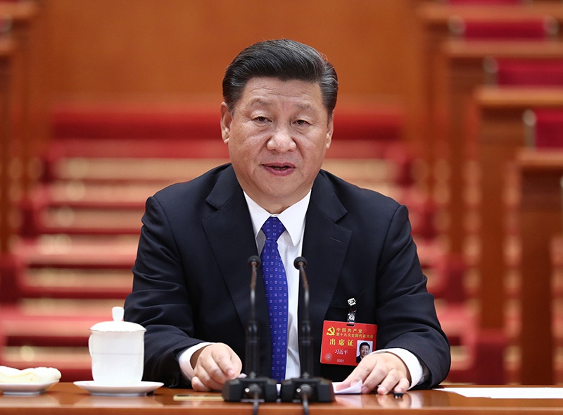10月17日，中國共產(chǎn)黨第十九次全國代表大會在北京人民大會堂舉行預(yù)備會議。習(xí)近平同志主持會議。新華社記者 鞠鵬 攝