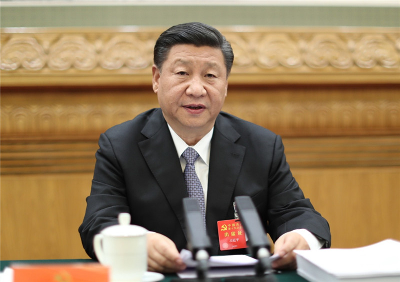 10月20日，中國(guó)共產(chǎn)黨第十九次全國(guó)代表大會(huì)主席團(tuán)在北京人民大會(huì)堂舉行第二次會(huì)議。習(xí)近平同志主持會(huì)議。新華社記者 鞠鵬 攝