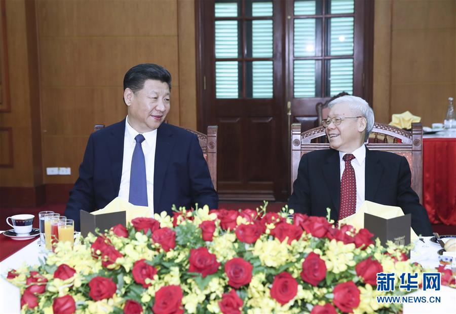 11月13日，中共中央總書記、國家主席習近平在河內越共中央駐地再次會見越共中央總書記阮富仲。 新華社記者 蘭紅光 攝