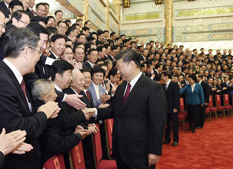11月17日，全國精神文明建設(shè)表彰大會(huì)在北京人民大會(huì)堂舉行。會(huì)前，習(xí)近平、王滬寧等會(huì)見與會(huì)代表。 新華社記者 李學(xué)仁 攝