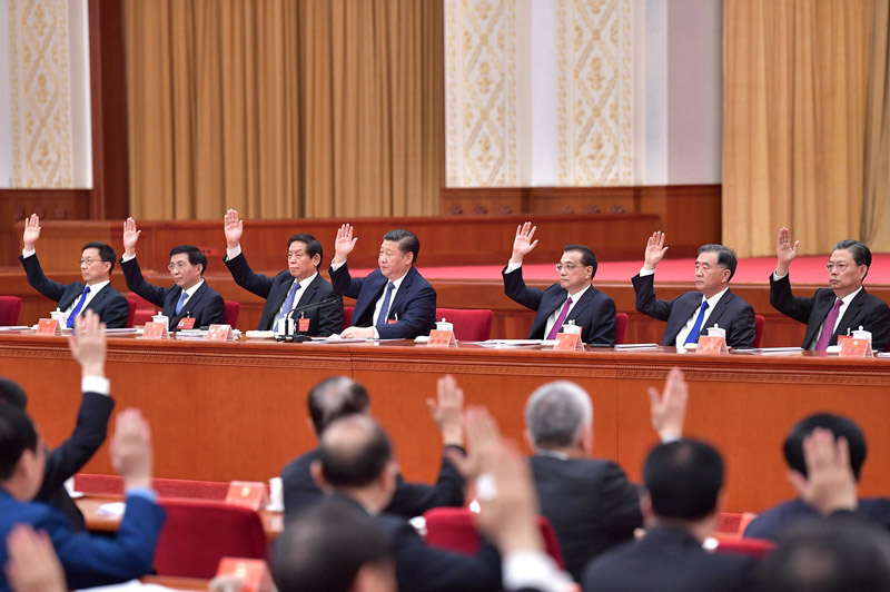 中國(guó)共產(chǎn)黨第十九屆中央委員會(huì)第二次全體會(huì)議，於2018年1月18日至19日在北京舉行。中央政治局主持會(huì)議。 新華社記者 李濤 攝