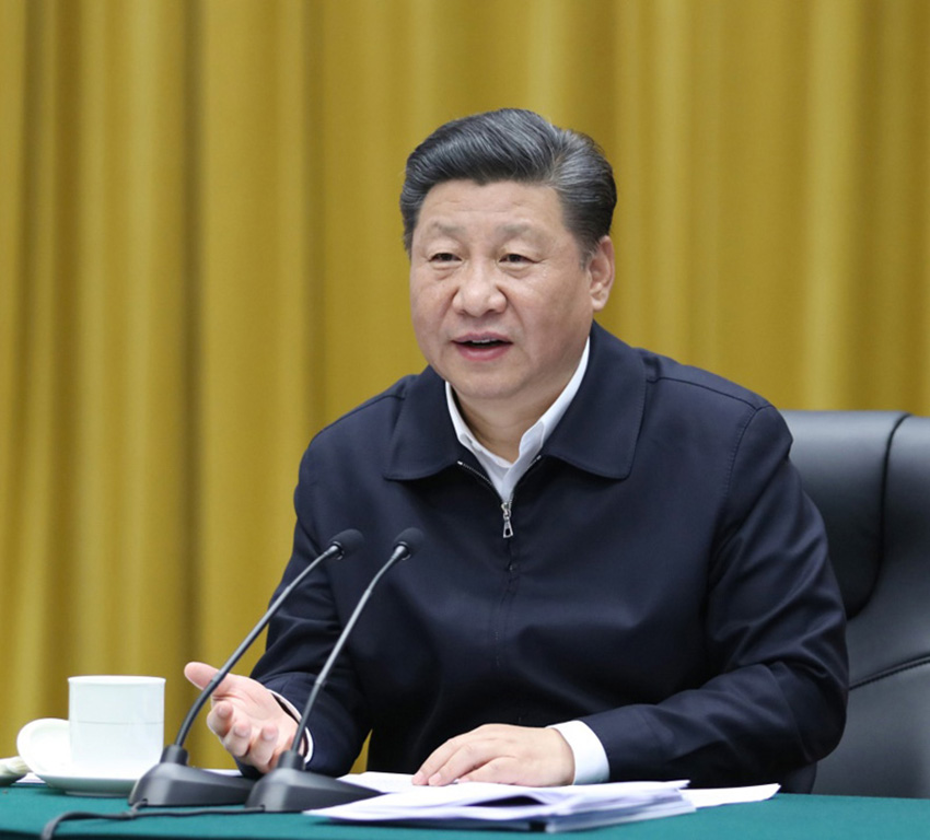 4月26日下午，中共中央總書記、國家主席、中央軍委主席習(xí)近平在武漢主持召開深入推動長江經(jīng)濟(jì)帶發(fā)展座談會並發(fā)表重要講話。 新華社記者謝環(huán)馳 攝