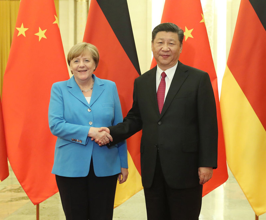 5月24日，國家主席習(xí)近平在北京人民大會(huì)堂與德國總理默克爾舉行會(huì)晤。 新華社記者 劉衛(wèi)兵 攝