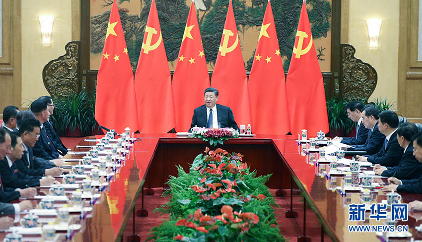5月16日，中共中央總書記、國家主席習近平在北京會見由朝鮮勞動黨中央政治局委員、中央副委員長樸泰成率領的朝鮮勞動黨友好參觀團。新華社記者 姚大偉 攝