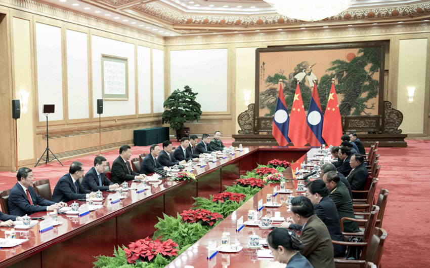5月30日，中共中央總書記、國家主席習(xí)近平在北京同來華訪問的老撾人民革命黨中央總書記、國家主席本揚(yáng)舉行會(huì)談。新華社記者 李濤 攝