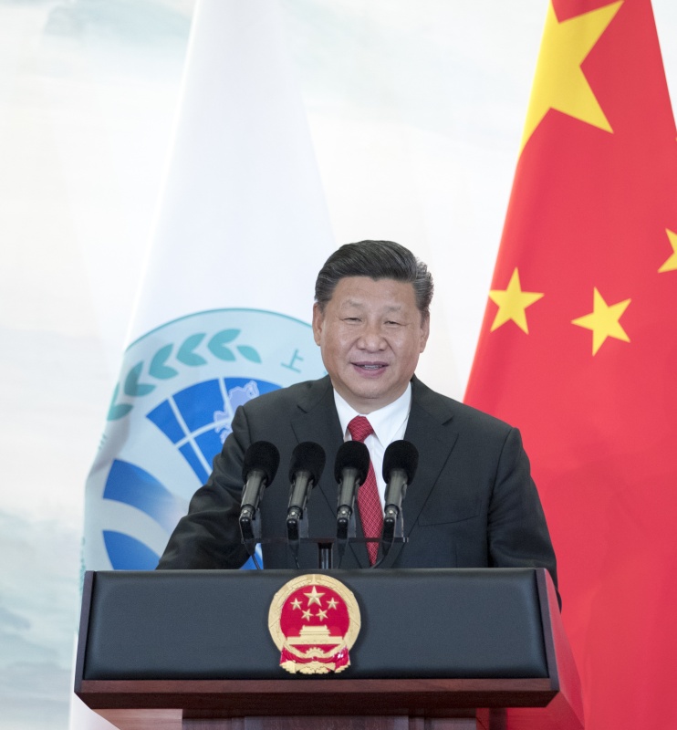 6月9日，國(guó)家主席習(xí)近平在青島國(guó)際會(huì)議中心舉行宴會(huì)，歡迎出席上海合作組織青島峰會(huì)的外方領(lǐng)導(dǎo)人。這是習(xí)近平發(fā)表致辭。 新華社記者謝環(huán)馳攝
