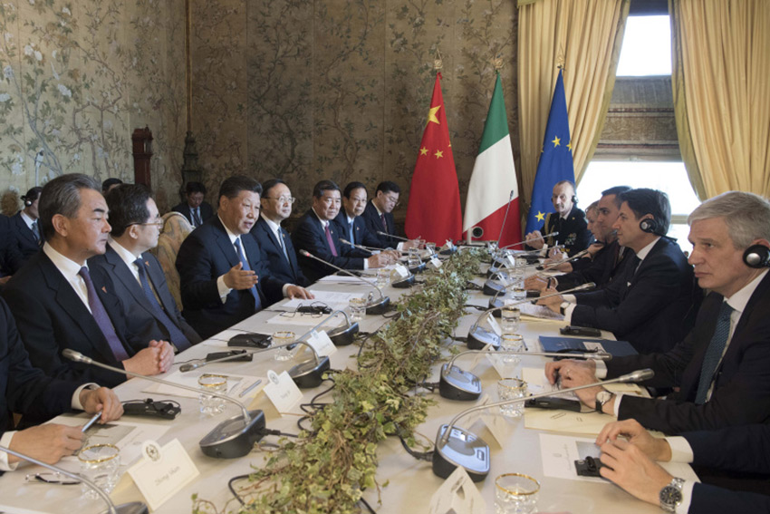 3月23日，國(guó)家主席習(xí)近平在羅馬同意大利總理孔特會(huì)談。 新華社記者 李學(xué)仁 攝