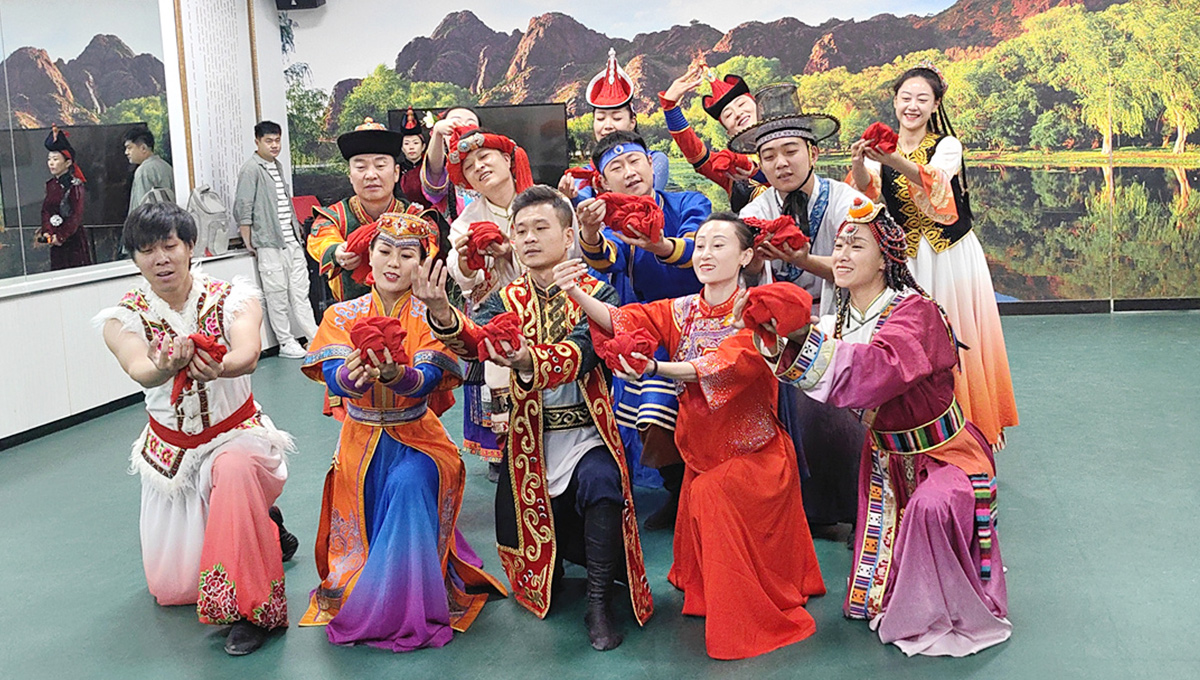 “最炫民族風”紅了石榴，甜進心里