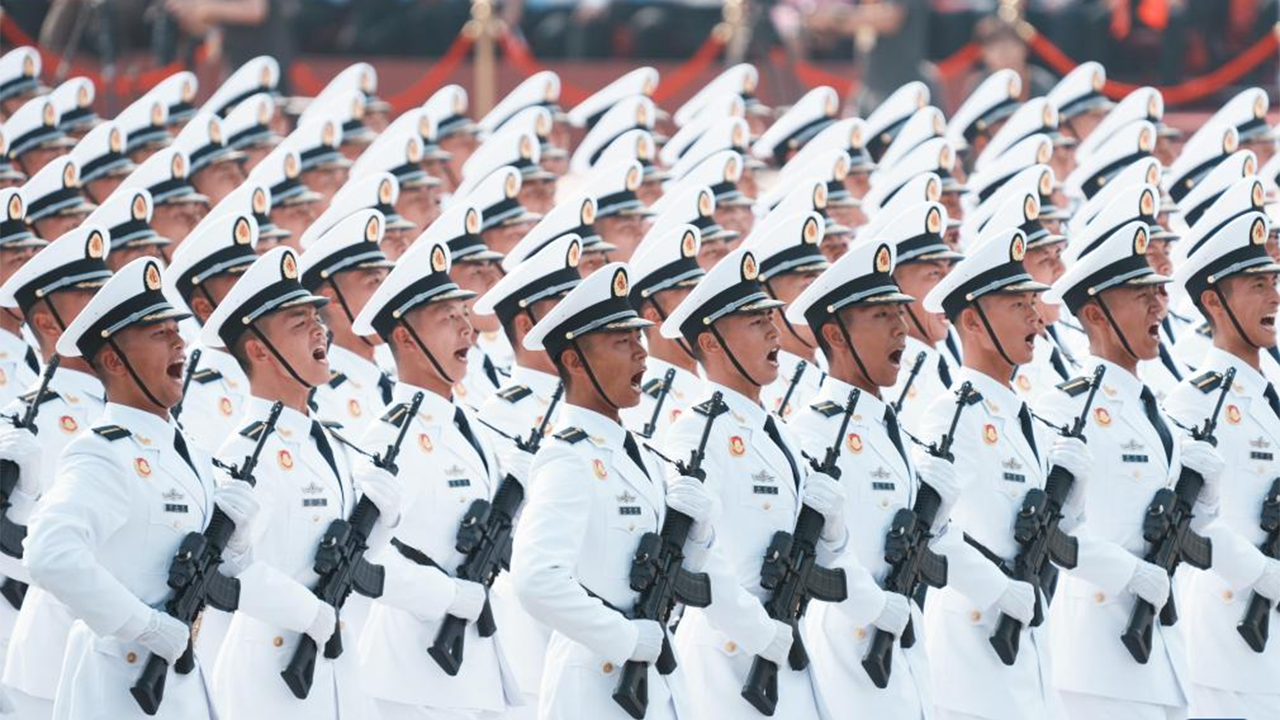 6-55海軍方隊(duì)接受檢閱