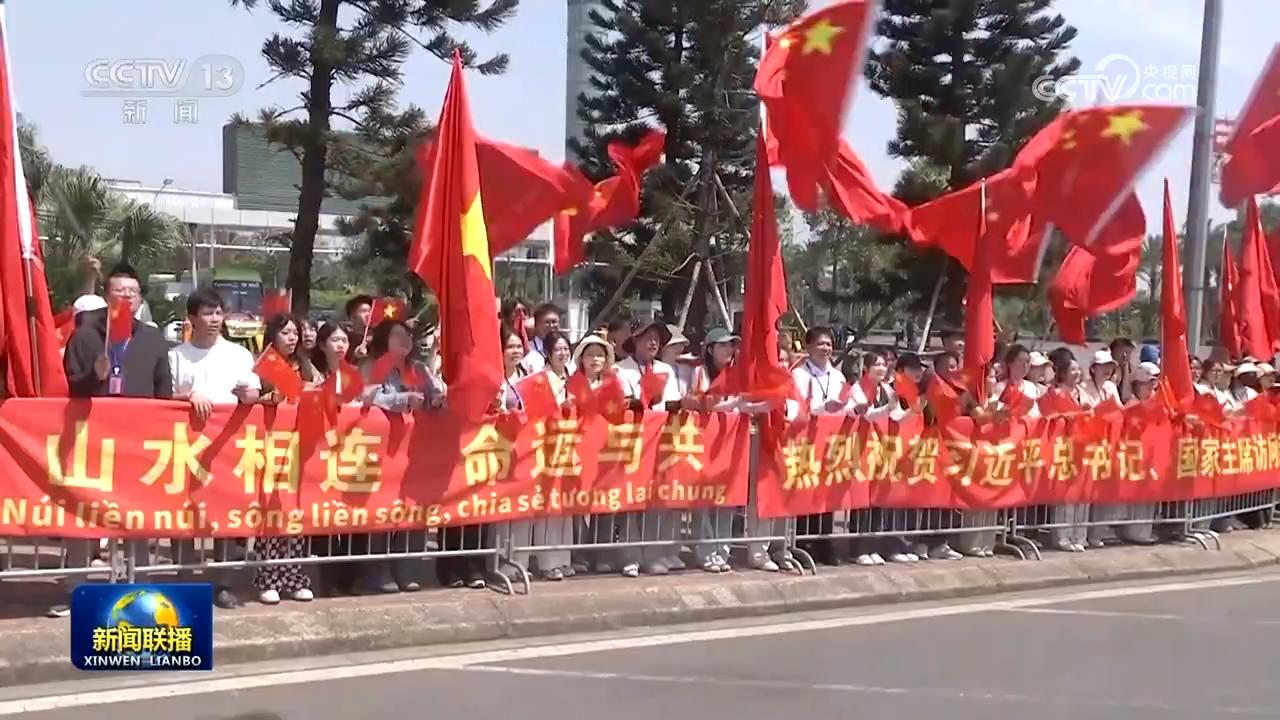 習(xí)近平圓滿結(jié)束對越南的國事訪問